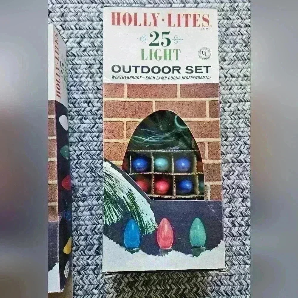 Holly Lites 2 boxes of‎ 25 Light Outdoor Light Set Glass Multicolored bulbs Vtg